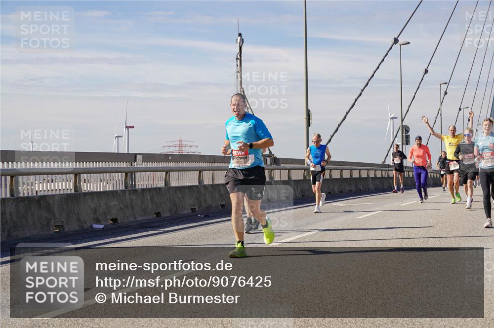 03.10.2025 - Köhlbrandbrückenlauf Michael Burmester http://msf.ph/oto/9076425 03.10.2025 12:41:37 Position 2 6523 meine-sportfotos.de