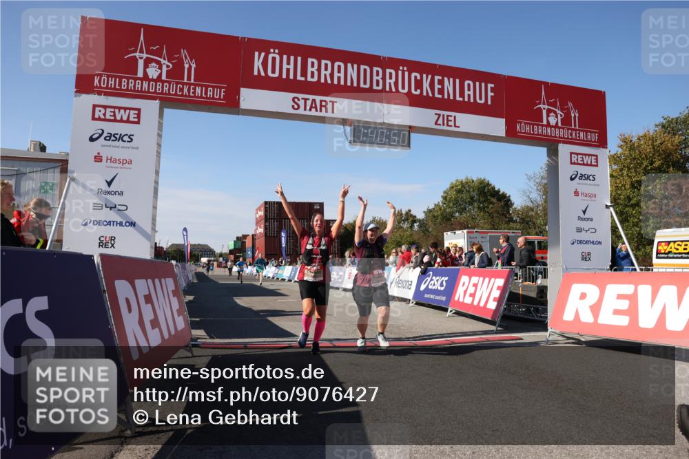 03.10.2025 - Köhlbrandbrückenlauf Lena Gebhardt http://msf.ph/oto/9076427 03.10.2025 13:40:50 Ziel 5495, 5496, 5558, 6134, 6135 meine-sportfotos.de