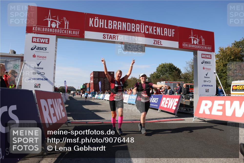 03.10.2025 - Köhlbrandbrückenlauf Lena Gebhardt http://msf.ph/oto/9076448 03.10.2025 13:40:51 Ziel 5495, 5496, 5558, 6134, 6135 meine-sportfotos.de