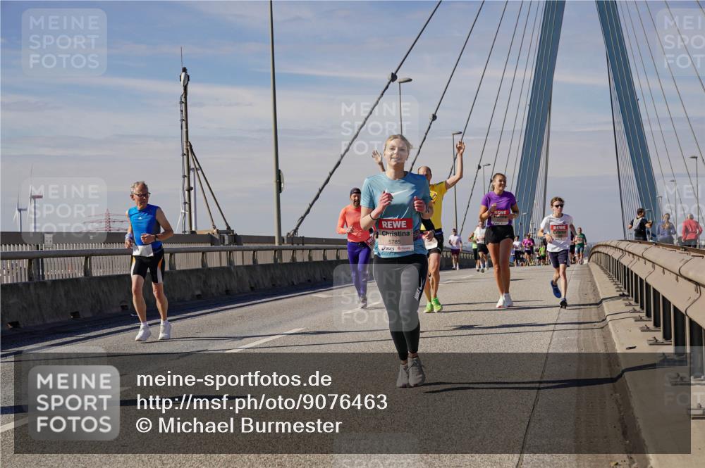 03.10.2025 - Köhlbrandbrückenlauf Michael Burmester http://msf.ph/oto/9076463 03.10.2025 12:41:39 Position 2 5785 meine-sportfotos.de