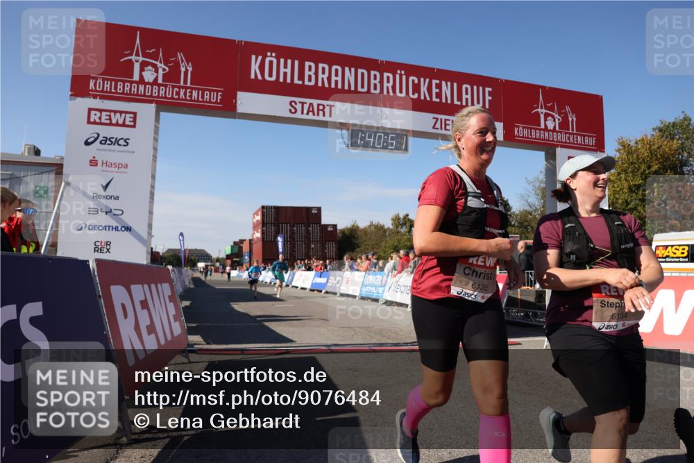 03.10.2025 - Köhlbrandbrückenlauf Lena Gebhardt http://msf.ph/oto/9076484 03.10.2025 13:40:52 Ziel 5495, 5496, 6134, 6135 meine-sportfotos.de