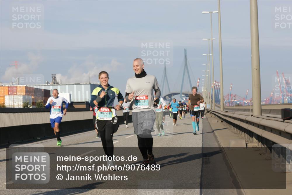 03.10.2025 - Köhlbrandbrückenlauf Jannik Wohlers http://msf.ph/oto/9076489 03.10.2025 09:51:56 Position 3 1377, 1378, 45 meine-sportfotos.de
