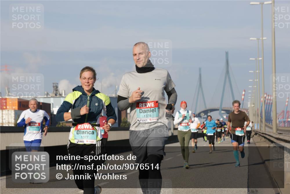 03.10.2025 - Köhlbrandbrückenlauf Jannik Wohlers http://msf.ph/oto/9076514 03.10.2025 09:51:57 Position 3 1377, 1378 meine-sportfotos.de