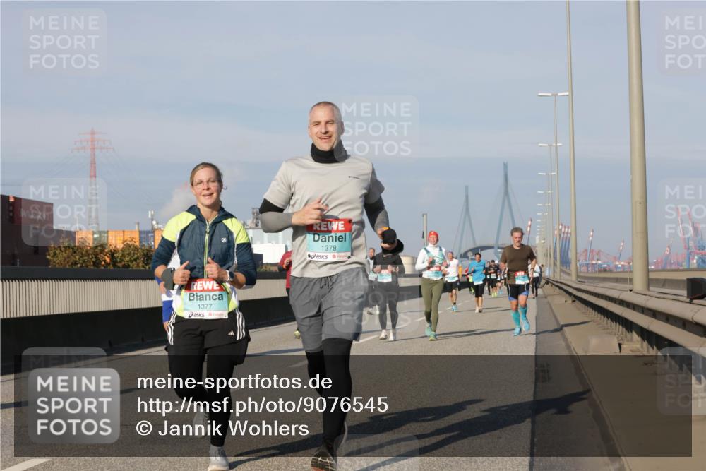 03.10.2025 - Köhlbrandbrückenlauf Jannik Wohlers http://msf.ph/oto/9076545 03.10.2025 09:51:58 Position 3 1377, 1378 meine-sportfotos.de