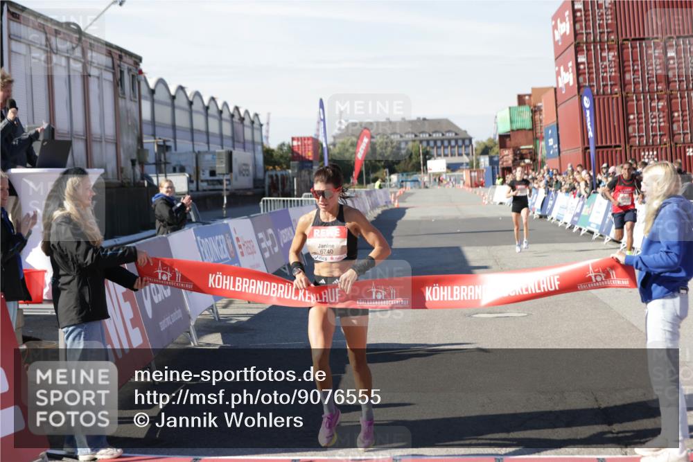 03.10.2025 - Köhlbrandbrückenlauf Jannik Wohlers http://msf.ph/oto/9076555 03.10.2025 12:46:50 Ziel 4027, 6483, 6516, 6740 meine-sportfotos.de