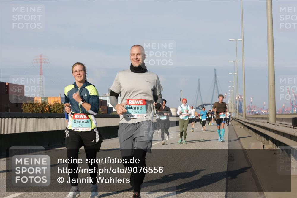 03.10.2025 - Köhlbrandbrückenlauf Jannik Wohlers http://msf.ph/oto/9076556 03.10.2025 09:51:58 Position 3 1377, 1378 meine-sportfotos.de