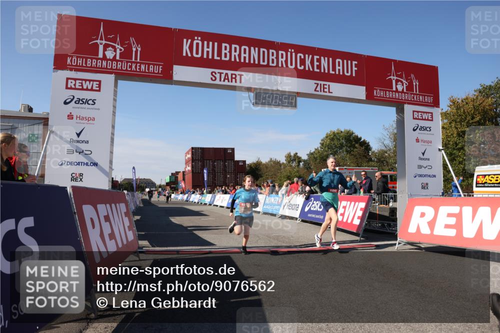 03.10.2025 - Köhlbrandbrückenlauf Lena Gebhardt http://msf.ph/oto/9076562 03.10.2025 13:40:55 Ziel 5495, 5496, 6134, 6135 meine-sportfotos.de