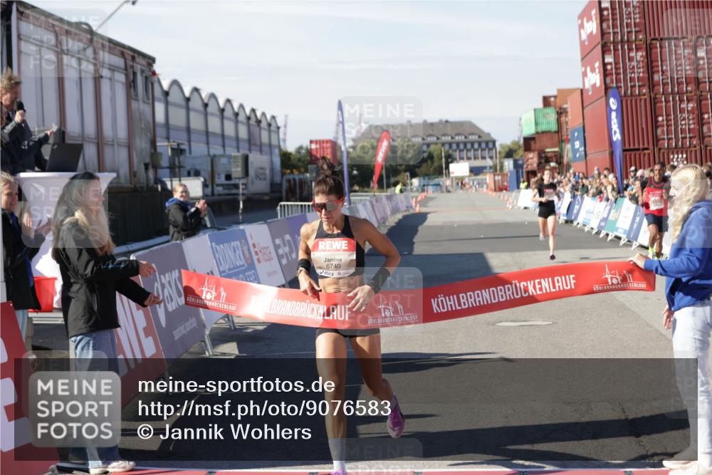03.10.2025 - Köhlbrandbrückenlauf Jannik Wohlers http://msf.ph/oto/9076583 03.10.2025 12:46:50 Ziel 4027, 6483, 6516, 6740 meine-sportfotos.de