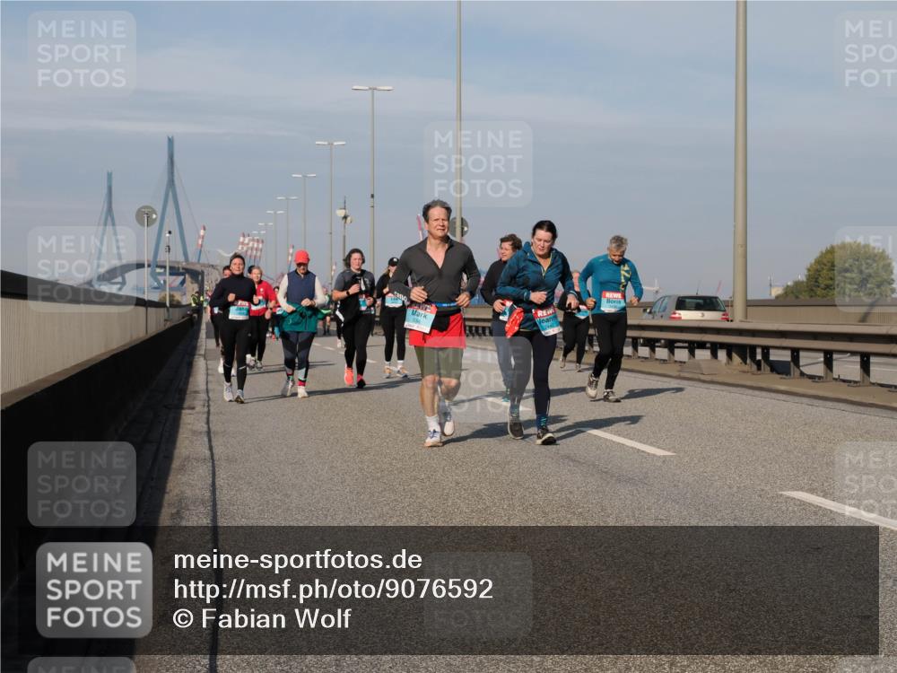 03.10.2025 - Köhlbrandbrückenlauf Fabian Wolf http://msf.ph/oto/9076592 03.10.2025 10:15:29 Position 3 2442 meine-sportfotos.de