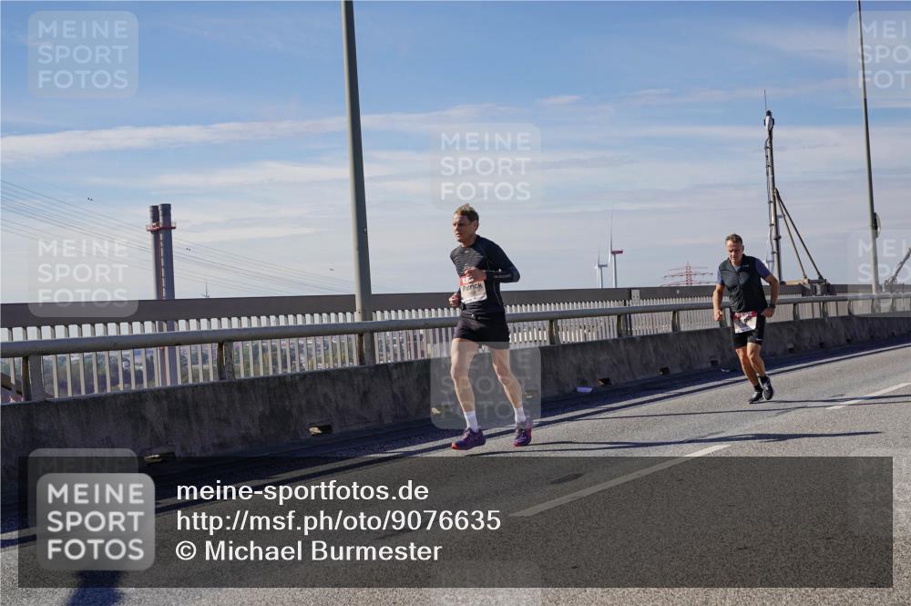 03.10.2025 - Köhlbrandbrückenlauf Michael Burmester http://msf.ph/oto/9076635 03.10.2025 12:41:46 Position 2  meine-sportfotos.de