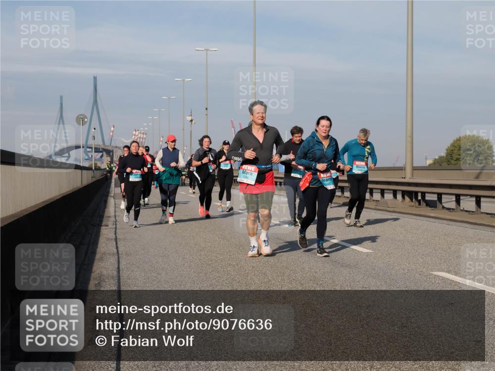 03.10.2025 - Köhlbrandbrückenlauf Fabian Wolf http://msf.ph/oto/9076636 03.10.2025 10:15:30 Position 3 1256 meine-sportfotos.de