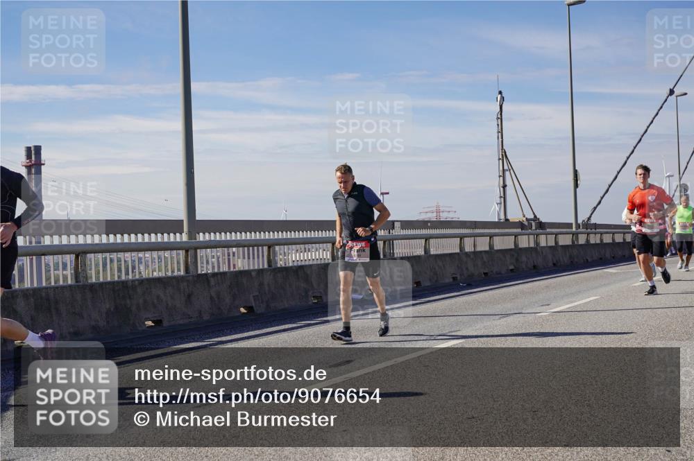 03.10.2025 - Köhlbrandbrückenlauf Michael Burmester http://msf.ph/oto/9076654 03.10.2025 12:41:47 Position 2  meine-sportfotos.de