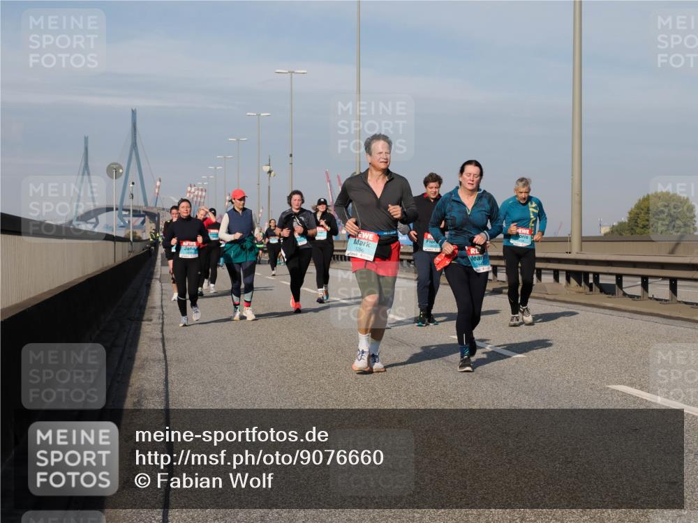 03.10.2025 - Köhlbrandbrückenlauf Fabian Wolf http://msf.ph/oto/9076660 03.10.2025 10:15:30 Position 3 1256 meine-sportfotos.de