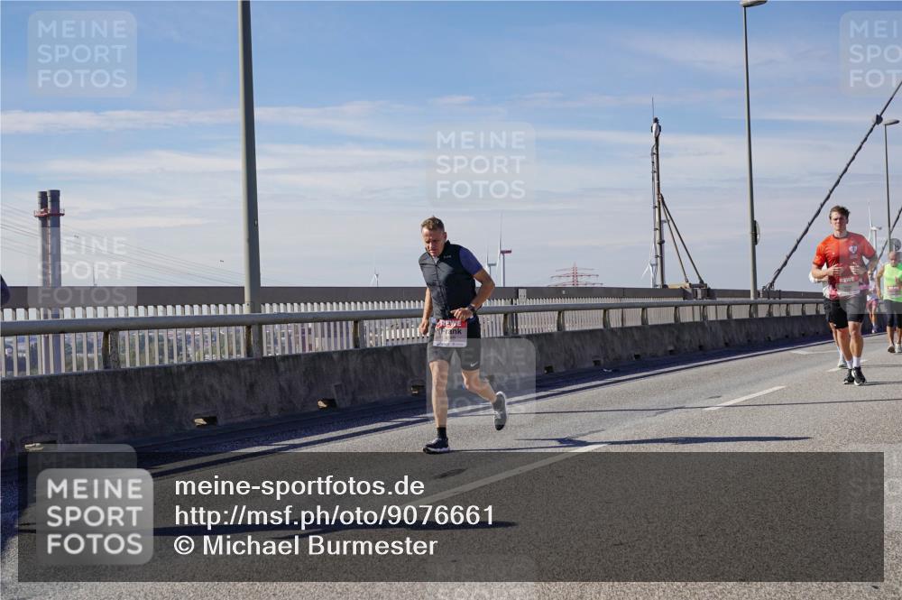 03.10.2025 - Köhlbrandbrückenlauf Michael Burmester http://msf.ph/oto/9076661 03.10.2025 12:41:47 Position 2  meine-sportfotos.de