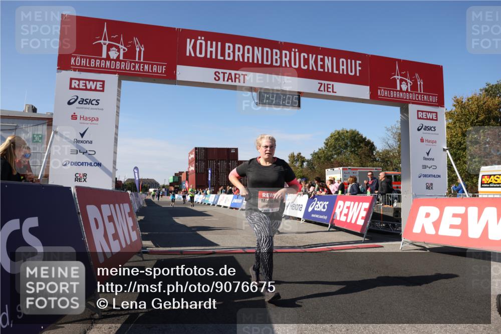 03.10.2025 - Köhlbrandbrückenlauf Lena Gebhardt http://msf.ph/oto/9076675 03.10.2025 13:41:06 Ziel 6317, 6437 meine-sportfotos.de