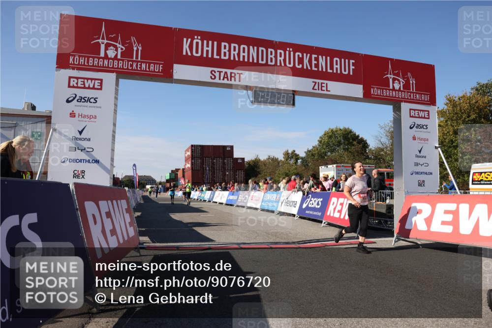 03.10.2025 - Köhlbrandbrückenlauf Lena Gebhardt http://msf.ph/oto/9076720 03.10.2025 13:41:07 Ziel 5116, 5121, 6317, 6437 meine-sportfotos.de