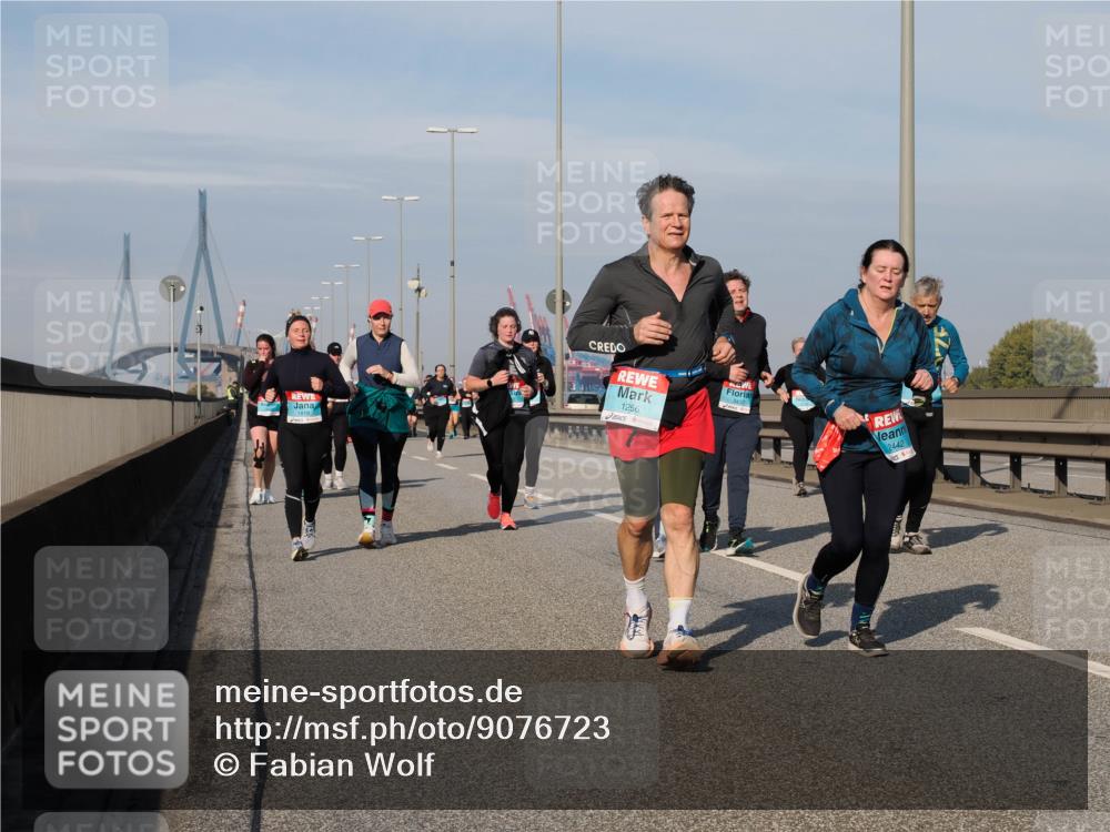 03.10.2025 - Köhlbrandbrückenlauf Fabian Wolf http://msf.ph/oto/9076723 03.10.2025 10:15:31 Position 3 1256, 3437, 2442 meine-sportfotos.de
