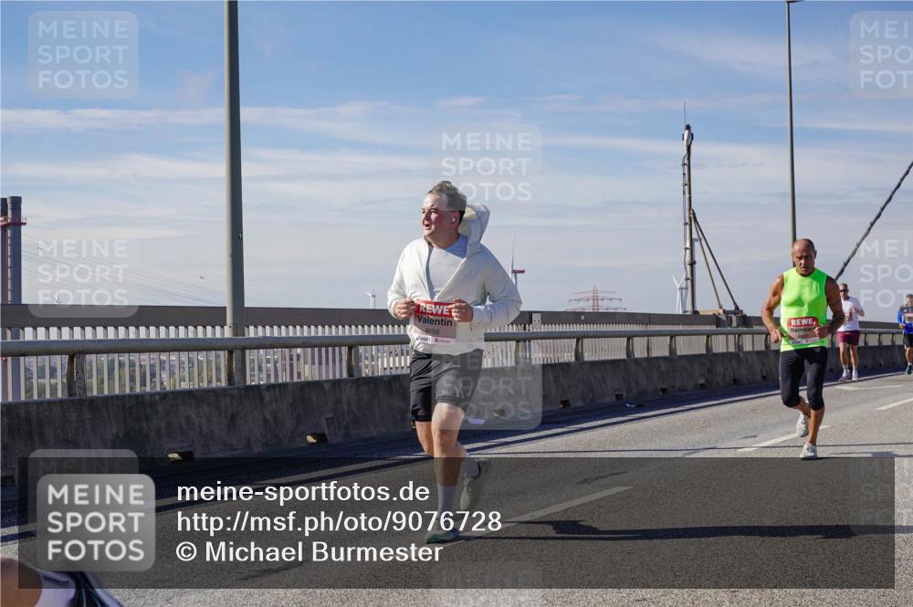 03.10.2025 - Köhlbrandbrückenlauf Michael Burmester http://msf.ph/oto/9076728 03.10.2025 12:41:51 Position 2 4856 meine-sportfotos.de