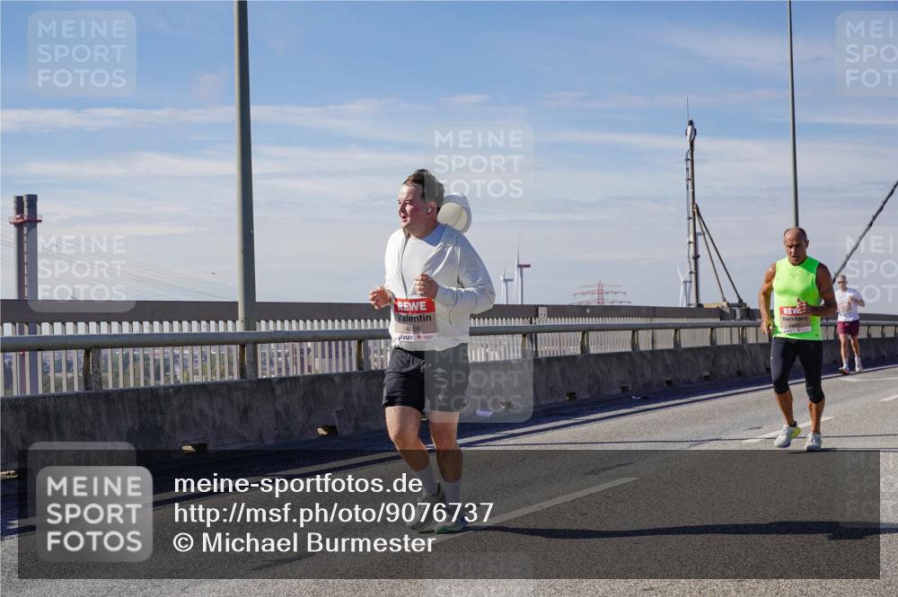03.10.2025 - Köhlbrandbrückenlauf Michael Burmester http://msf.ph/oto/9076737 03.10.2025 12:41:51 Position 2 4856, 27 meine-sportfotos.de