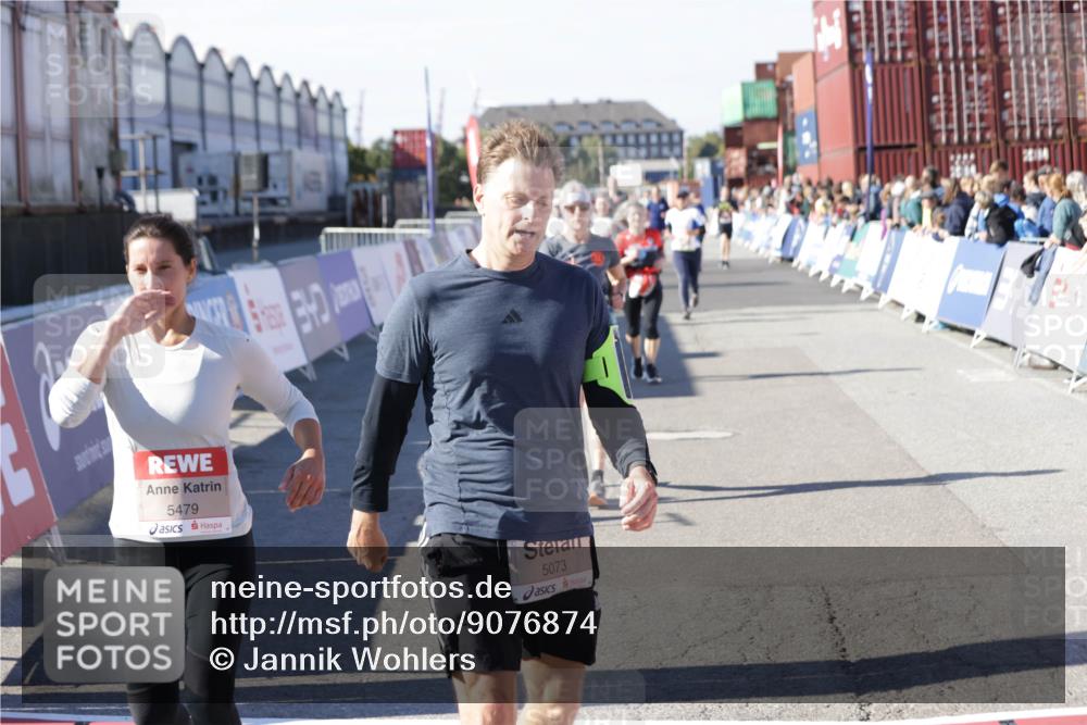 03.10.2025 - Köhlbrandbrückenlauf Jannik Wohlers http://msf.ph/oto/9076874 03.10.2025 13:17:09 Ziel 4242, 4331, 4361, 4861, 4978, 4982, 5033, 5073, 5087, 5090, 5100, 5429, 5479, 5544, 5667, 6431, 6623, 6626 meine-sportfotos.de