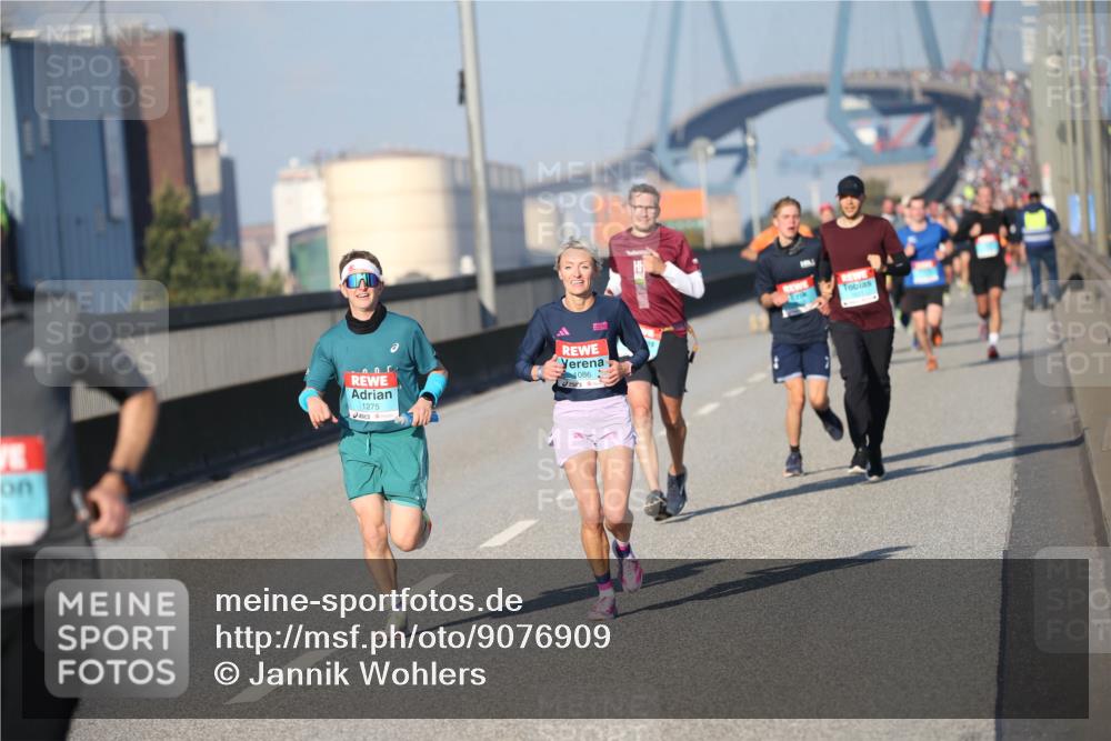 03.10.2025 - Köhlbrandbrückenlauf Jannik Wohlers http://msf.ph/oto/9076909 03.10.2025 09:43:35 Position 3 1275, 1086 meine-sportfotos.de