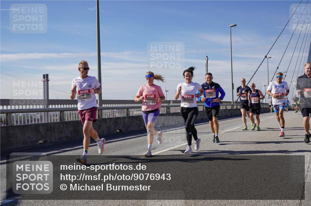 03.10.2025 - Köhlbrandbrückenlauf Michael Burmester http://msf.ph/oto/9076943 03.10.2025 12:41:59 Position 2 4291, 4422 meine-sportfotos.de