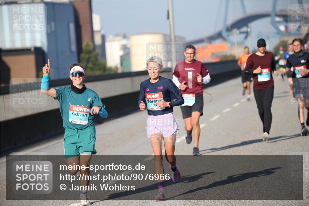 03.10.2025 - Köhlbrandbrückenlauf Jannik Wohlers http://msf.ph/oto/9076966 03.10.2025 09:43:37 Position 3 1275, 108 meine-sportfotos.de