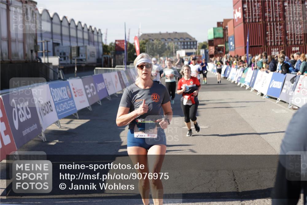03.10.2025 - Köhlbrandbrückenlauf Jannik Wohlers http://msf.ph/oto/9076975 03.10.2025 13:17:11 Ziel 4242, 4331, 4361, 4404, 4861, 4978, 4982, 5033, 5073, 5087, 5090, 5429, 5479, 5544, 5667, 5943, 6431, 6626 meine-sportfotos.de