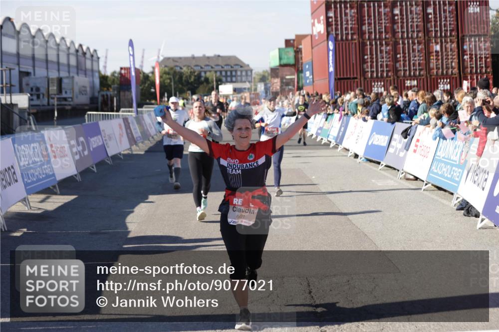 03.10.2025 - Köhlbrandbrückenlauf Jannik Wohlers http://msf.ph/oto/9077021 03.10.2025 13:17:13 Ziel 4242, 4361, 4404, 4982, 5033, 5073, 5087, 5090, 5429, 5479, 5544, 5667, 5943, 6431 meine-sportfotos.de