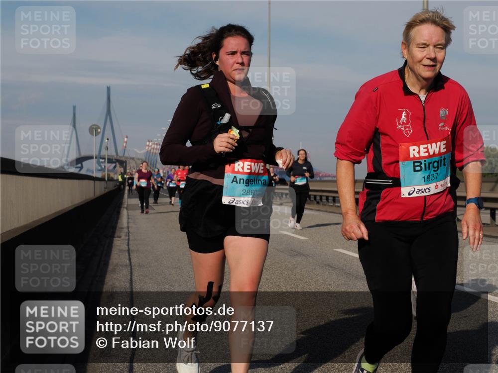 03.10.2025 - Köhlbrandbrückenlauf Fabian Wolf http://msf.ph/oto/9077137 03.10.2025 10:15:40 Position 3 2860, 1837 meine-sportfotos.de