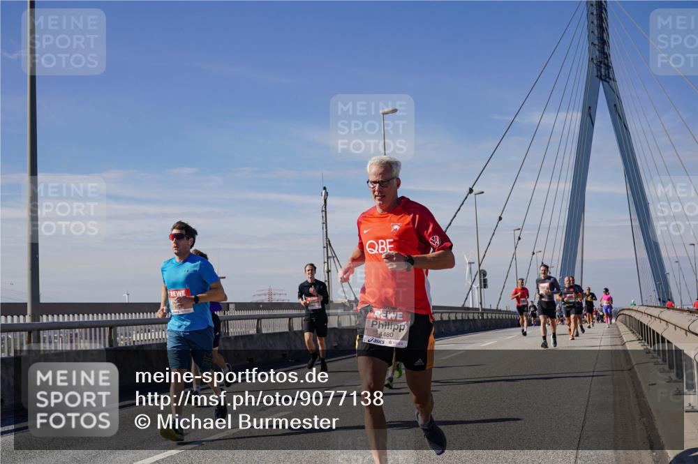 03.10.2025 - Köhlbrandbrückenlauf Michael Burmester http://msf.ph/oto/9077138 03.10.2025 12:42:11 Position 2 1, 4480 meine-sportfotos.de