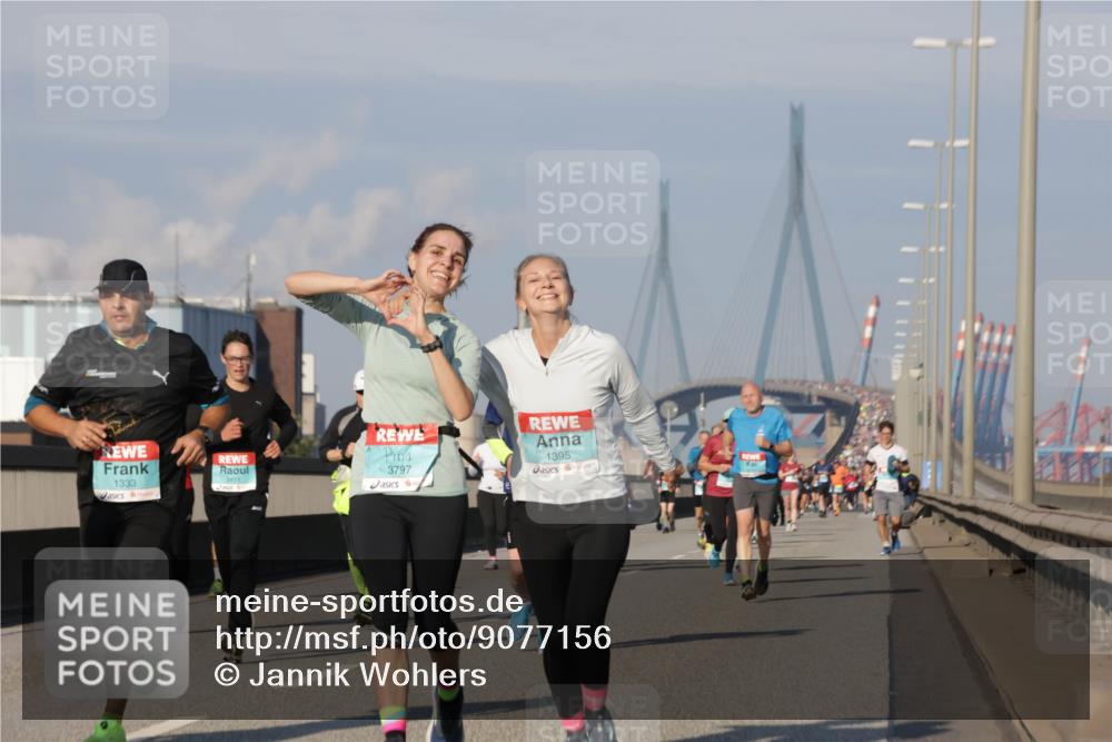 03.10.2025 - Köhlbrandbrückenlauf Jannik Wohlers http://msf.ph/oto/9077156 03.10.2025 09:52:14 Position 3 1333, 3411, 3797, 1395 meine-sportfotos.de