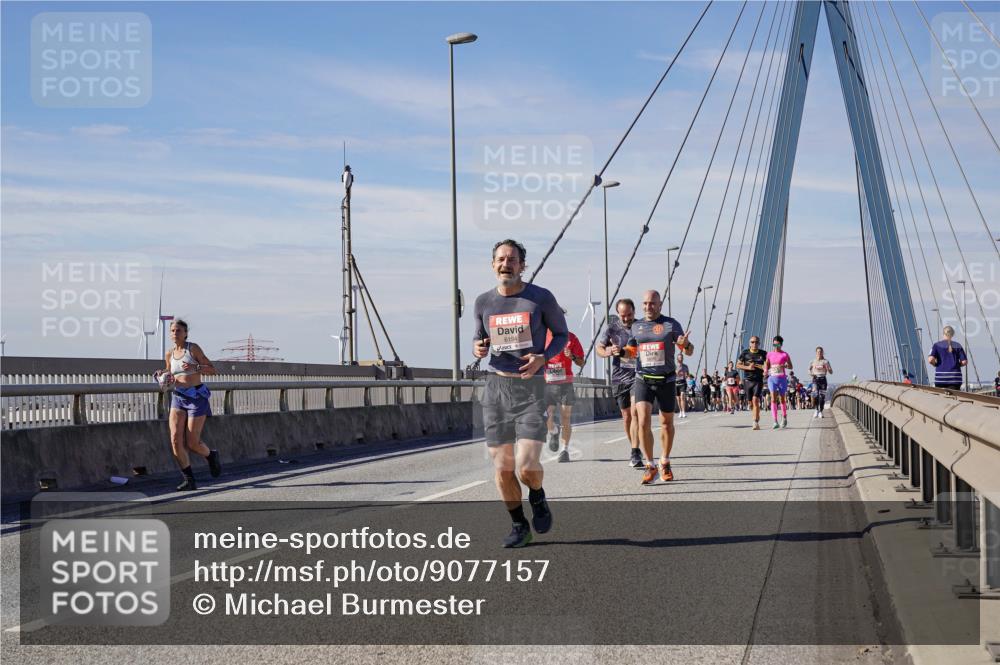 03.10.2025 - Köhlbrandbrückenlauf Michael Burmester http://msf.ph/oto/9077157 03.10.2025 12:42:15 Position 2 6194 meine-sportfotos.de