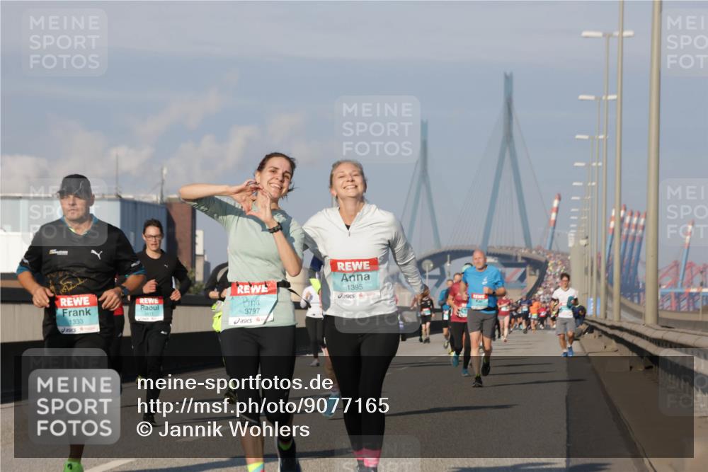 03.10.2025 - Köhlbrandbrückenlauf Jannik Wohlers http://msf.ph/oto/9077165 03.10.2025 09:52:14 Position 3 3797, 1395, 1333 meine-sportfotos.de