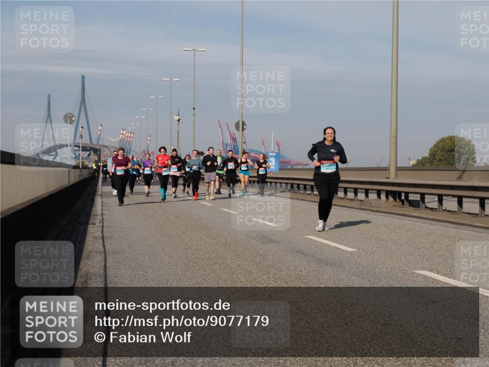 03.10.2025 - Köhlbrandbrückenlauf Fabian Wolf http://msf.ph/oto/9077179 03.10.2025 10:15:42 Position 3  meine-sportfotos.de