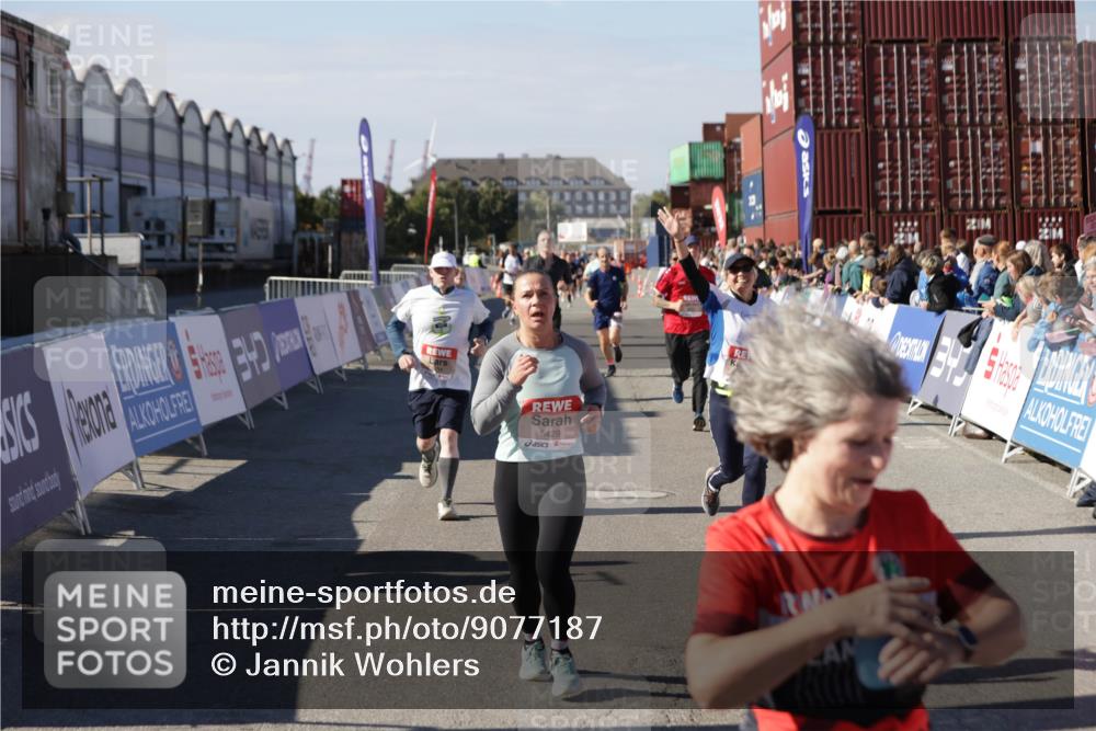 03.10.2025 - Köhlbrandbrückenlauf Jannik Wohlers http://msf.ph/oto/9077187 03.10.2025 13:17:14 Ziel 4242, 4361, 4404, 4982, 4988, 5033, 5073, 5087, 5090, 5429, 5479, 5544, 5638, 5642, 5667, 5890, 5943, 6431 meine-sportfotos.de