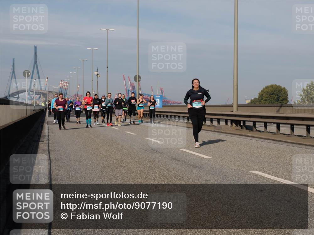 03.10.2025 - Köhlbrandbrückenlauf Fabian Wolf http://msf.ph/oto/9077190 03.10.2025 10:15:43 Position 3  meine-sportfotos.de