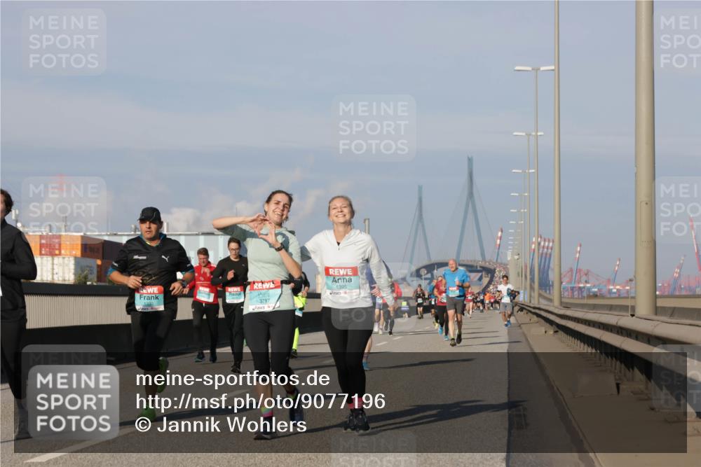03.10.2025 - Köhlbrandbrückenlauf Jannik Wohlers http://msf.ph/oto/9077196 03.10.2025 09:52:14 Position 3 3797, 1395 meine-sportfotos.de