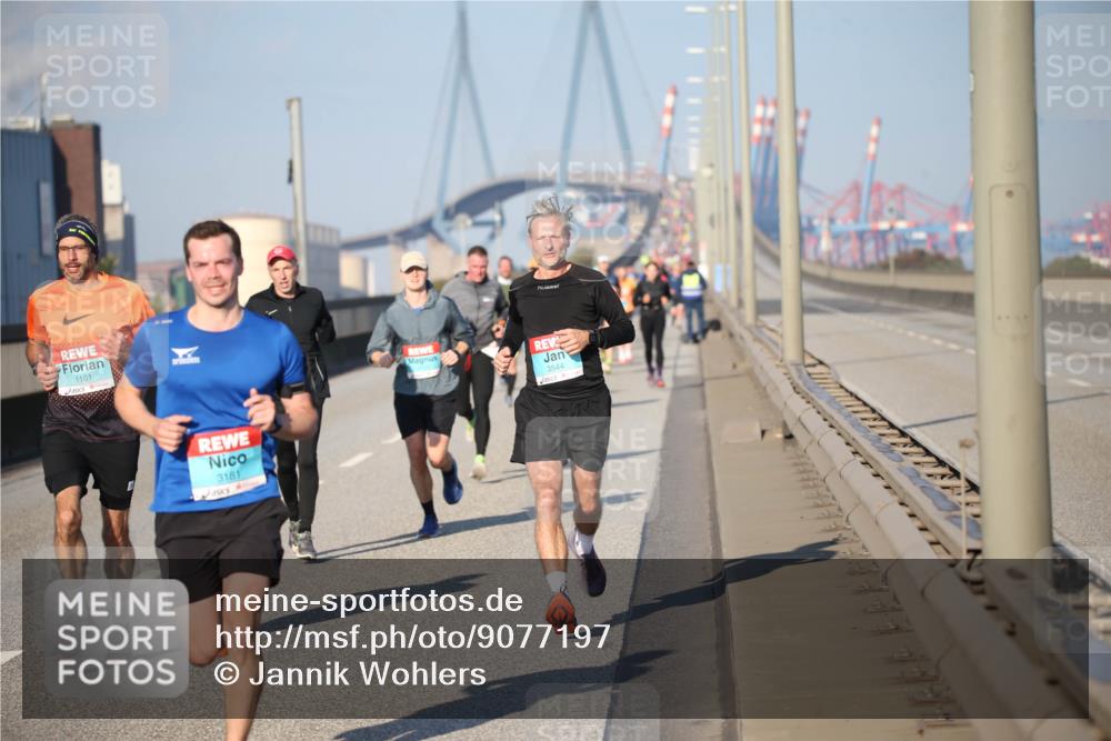 03.10.2025 - Köhlbrandbrückenlauf Jannik Wohlers http://msf.ph/oto/9077197 03.10.2025 09:43:49 Position 3 1101, 3181, 3544 meine-sportfotos.de