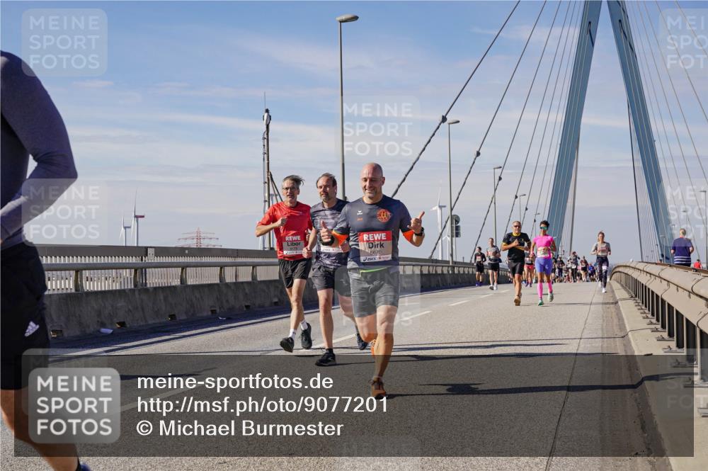 03.10.2025 - Köhlbrandbrückenlauf Michael Burmester http://msf.ph/oto/9077201 03.10.2025 12:42:17 Position 2 5670 meine-sportfotos.de