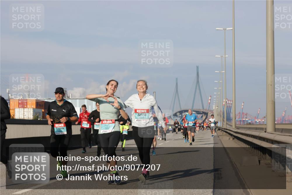 03.10.2025 - Köhlbrandbrückenlauf Jannik Wohlers http://msf.ph/oto/9077207 03.10.2025 09:52:14 Position 3 3797, 1395 meine-sportfotos.de