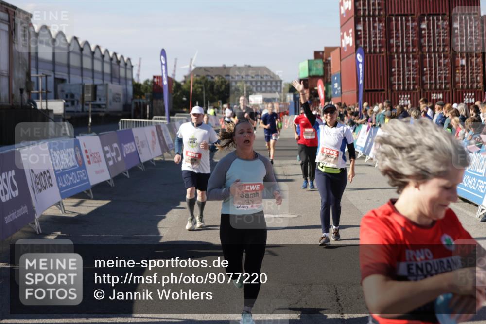 03.10.2025 - Köhlbrandbrückenlauf Jannik Wohlers http://msf.ph/oto/9077220 03.10.2025 13:17:15 Ziel 4242, 4361, 4404, 4982, 4988, 5033, 5073, 5087, 5090, 5429, 5479, 5544, 5638, 5642, 5667, 5890, 5943, 6389, 6431 meine-sportfotos.de
