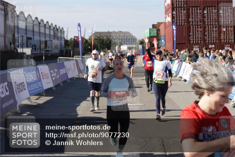 03.10.2025 - Köhlbrandbrückenlauf Jannik Wohlers http://msf.ph/oto/9077230 03.10.2025 13:17:15 Ziel 4242, 4361, 4404, 4982, 4988, 5033, 5073, 5087, 5090, 5429, 5479, 5544, 5638, 5642, 5667, 5890, 5943, 6389, 6431 meine-sportfotos.de