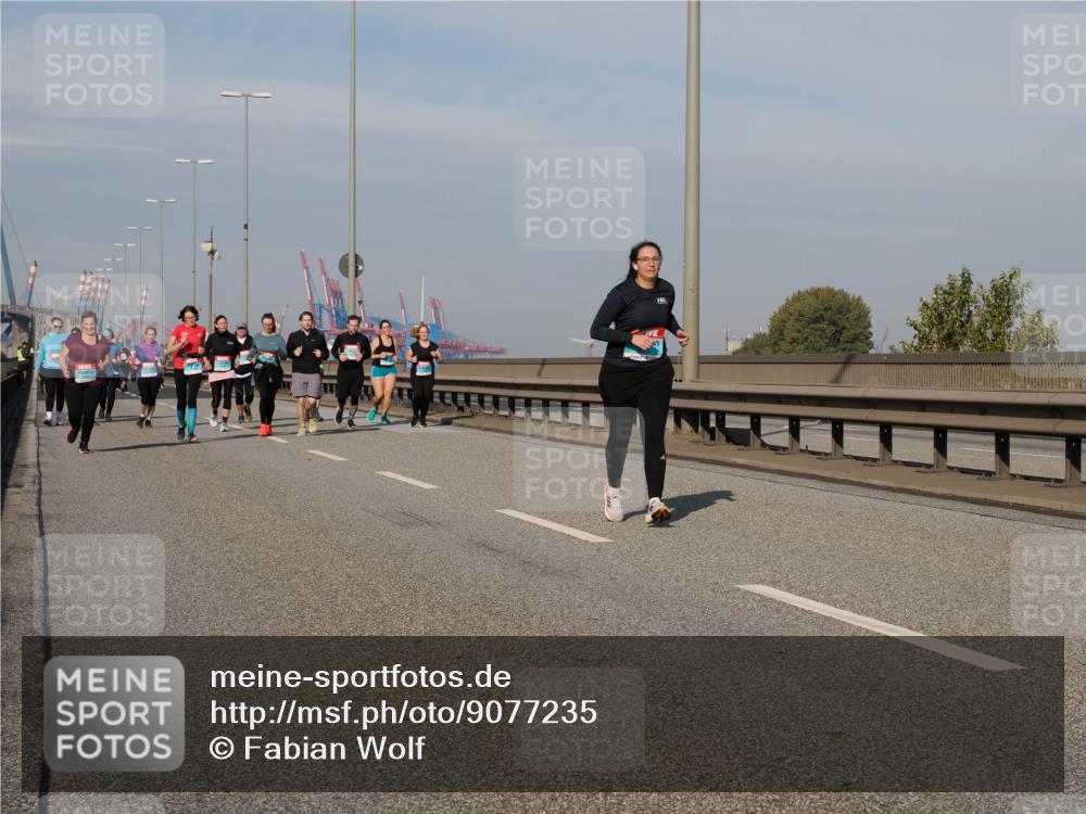 03.10.2025 - Köhlbrandbrückenlauf Fabian Wolf http://msf.ph/oto/9077235 03.10.2025 10:15:44 Position 3  meine-sportfotos.de