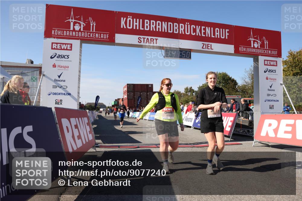 03.10.2025 - Köhlbrandbrückenlauf Lena Gebhardt http://msf.ph/oto/9077240 03.10.2025 13:41:51 Ziel 5043, 5193, 5232, 5250, 5257, 5315 meine-sportfotos.de