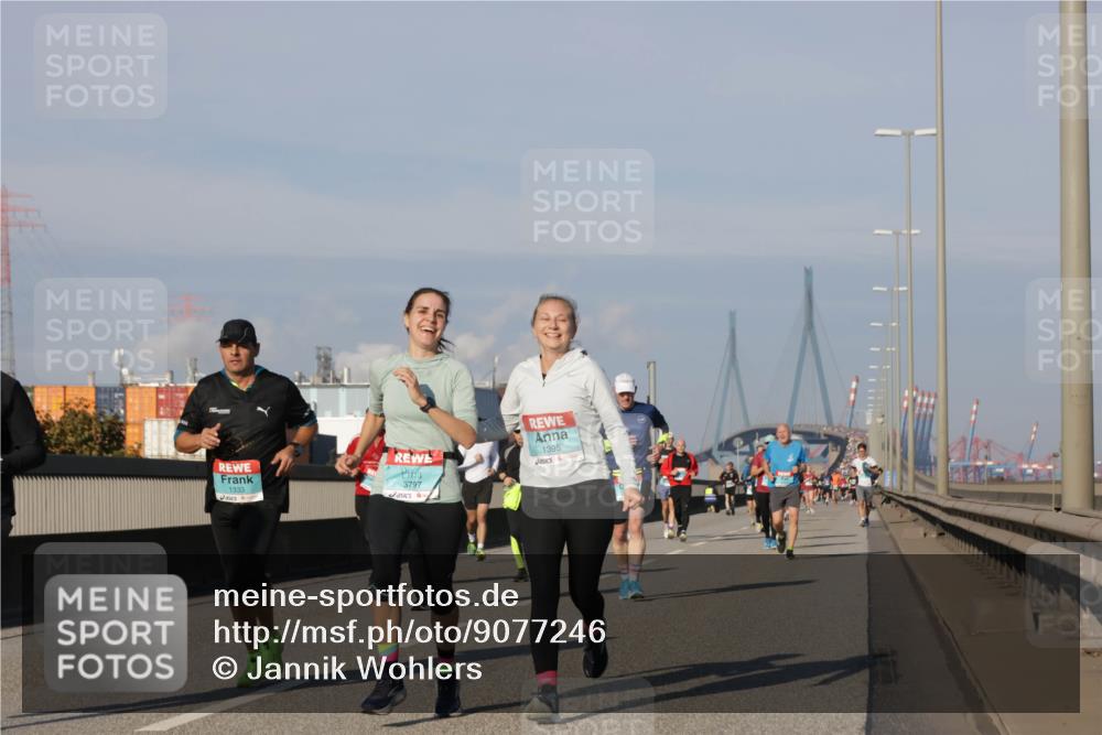 03.10.2025 - Köhlbrandbrückenlauf Jannik Wohlers http://msf.ph/oto/9077246 03.10.2025 09:52:15 Position 3 1333, 3797, 1395 meine-sportfotos.de