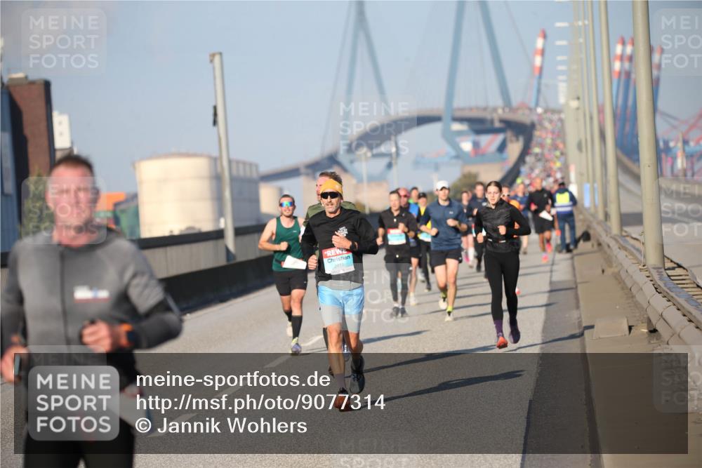 03.10.2025 - Köhlbrandbrückenlauf Jannik Wohlers http://msf.ph/oto/9077314 03.10.2025 09:43:56 Position 3 3414 meine-sportfotos.de