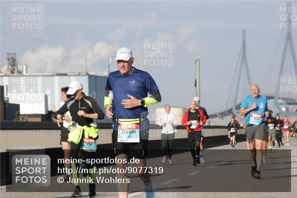 03.10.2025 - Köhlbrandbrückenlauf Jannik Wohlers http://msf.ph/oto/9077319 03.10.2025 09:52:17 Position 3 3434, 3300 meine-sportfotos.de