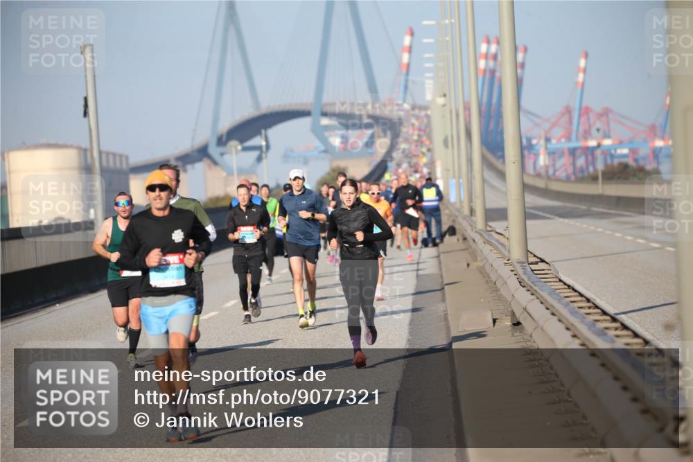 03.10.2025 - Köhlbrandbrückenlauf Jannik Wohlers http://msf.ph/oto/9077321 03.10.2025 09:43:57 Position 3  meine-sportfotos.de