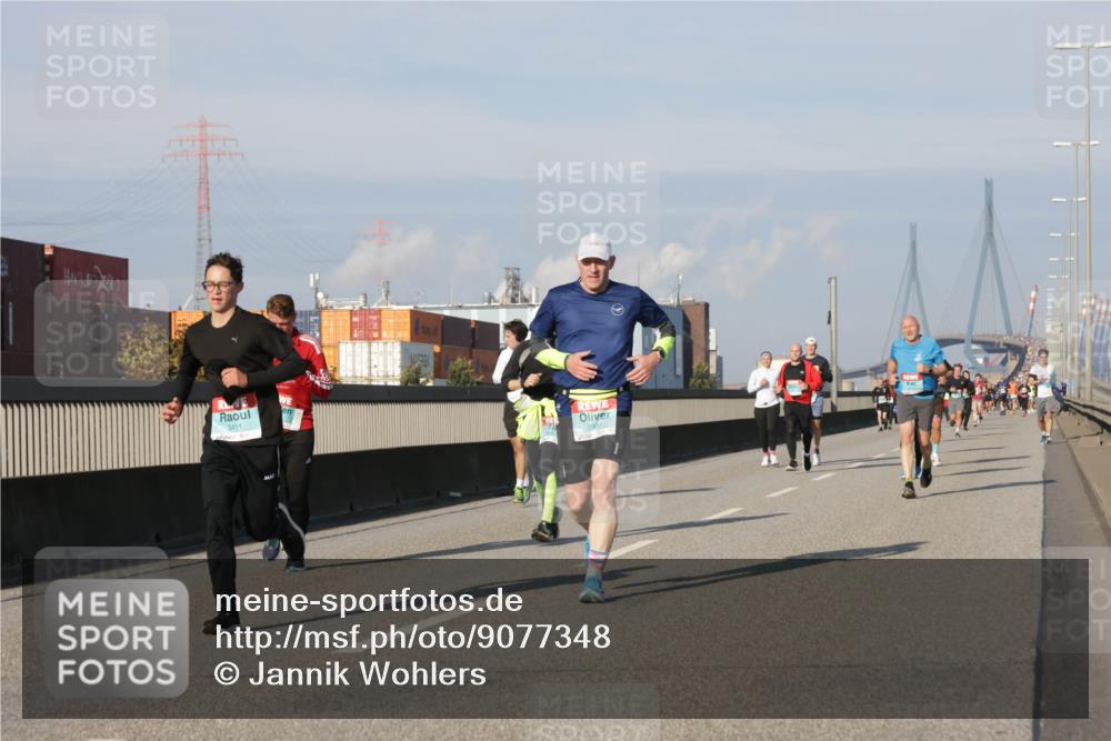 03.10.2025 - Köhlbrandbrückenlauf Jannik Wohlers http://msf.ph/oto/9077348 03.10.2025 09:52:18 Position 3 3411, 3300 meine-sportfotos.de